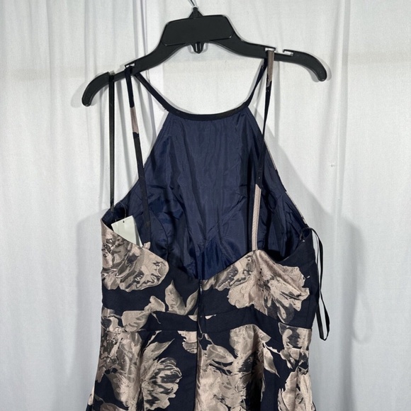 NWT XSCAPE [ 12 ] Satin Halter Neck Fit & Flare Floral Print Mini Dress‎ - Picture 12 of 14